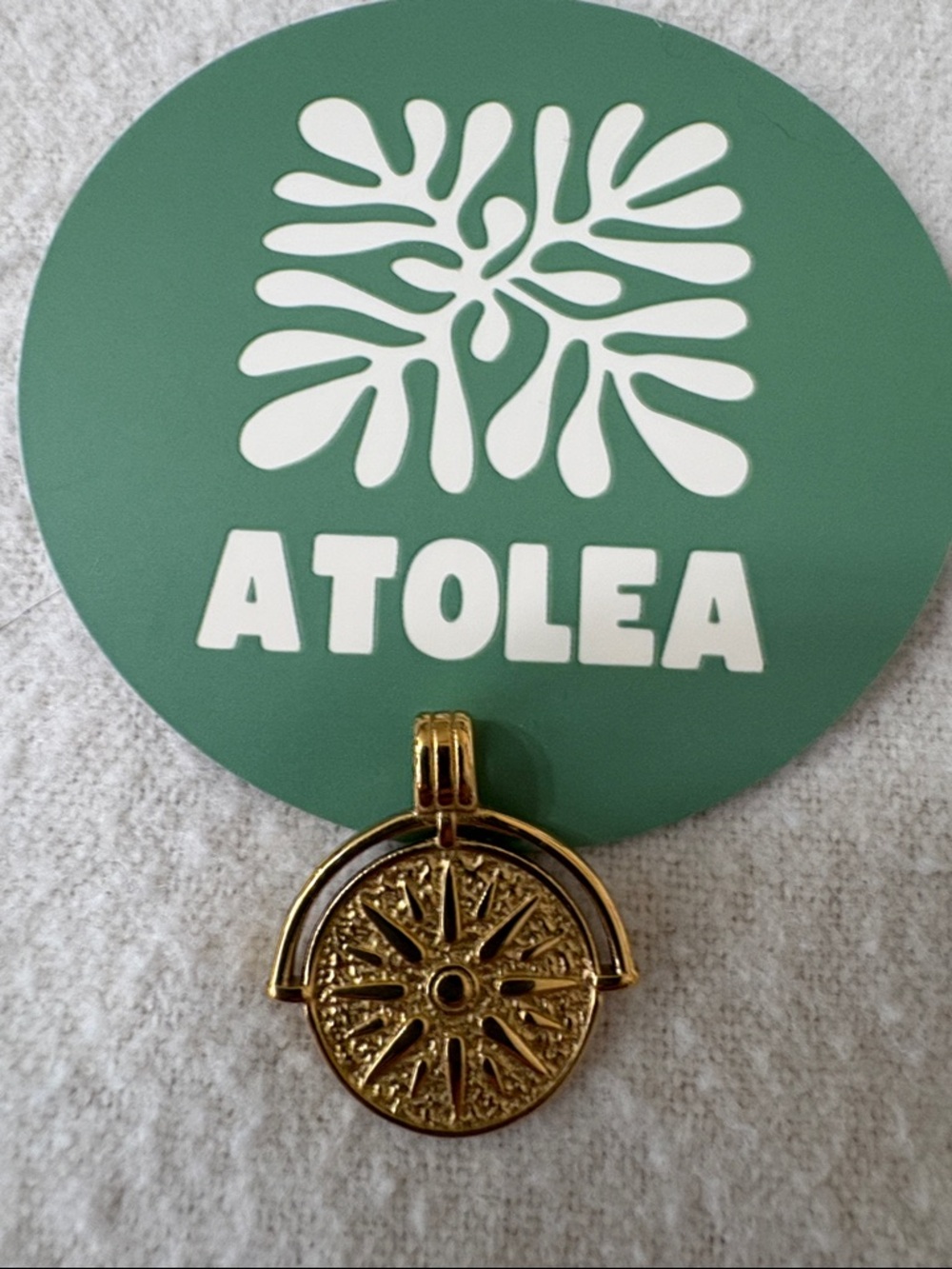 Atolea Sunburst Pendant (no chain)